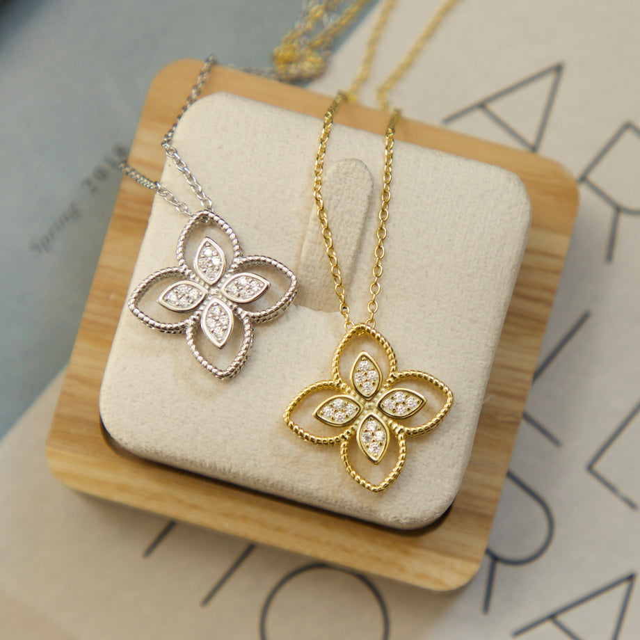 Gold Flower Expensive Flower Necklace Luxury 24K Gold Plated
